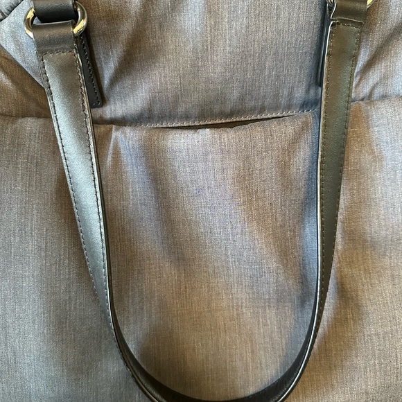 Lo & Sons OMG Tote Bag - Picture 3 of 7